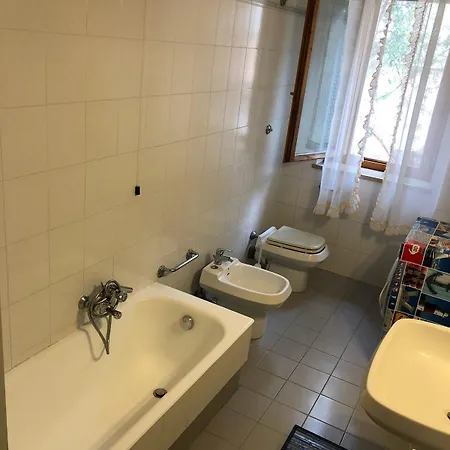 Gabbiano Bianco Szálloda 3*